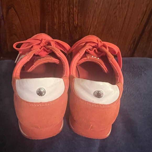 Michael Michael Kors Leather/Textile Upper Sneakers, Women’s 6, good condition - Picture 3 of 13